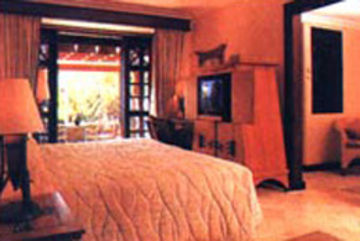 Equator Hotel Surabaya Exterior photo